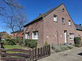 Straßenansicht - 6 Zimmer Doppelhaushälfte zur Miete in Nettetal