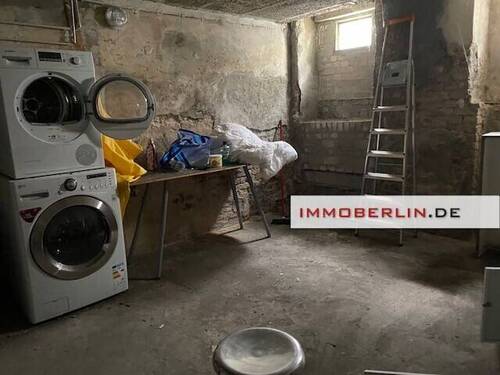 4 - Halle in Berlin zum Kaufen