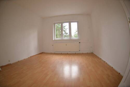Wohnzimmer - 2 Zimmer Etagenwohnung zur Miete in Berlin