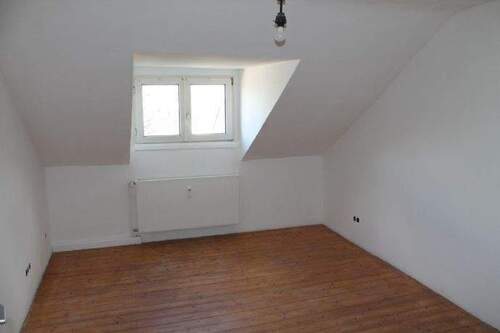 Schlafen I - 2 Zimmer Etagenwohnung in Mülheim an der Ruhr