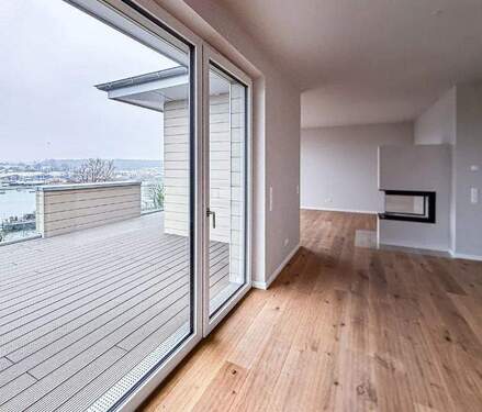 Wohnzimmer mit Blick auf die Dachterrasse - 3 Zimmer Etagenwohnung zum Kaufen in Kappeln
