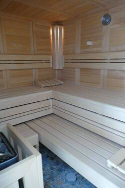 Sauna Liegeflächen - 