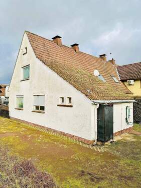 Seitenansicht - Doppelhaushälfte mit 104,80 m&sup2; in Wittlich zum Kaufen