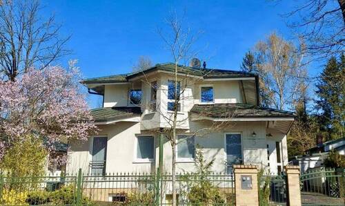 Bild 1 - Exklusives Einfamilienhaus (7 Zi.) in Zühlsdorf bei Berlin