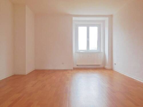 03 Schlafzimmer.jpg - 3 Zimmer Etagenwohnung in Riesa