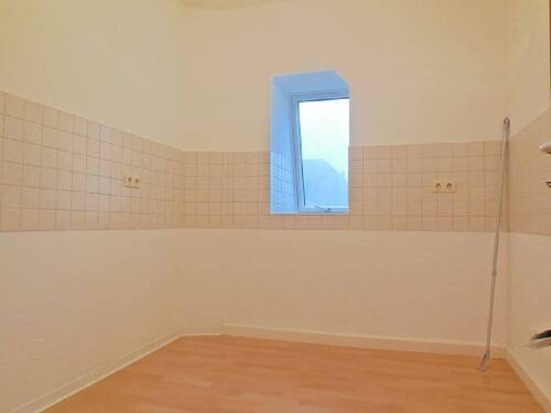 05 Küche mit Fenster.jpg - 