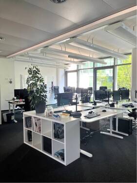 Großraumbüro mit bis zu 40 Arbeitsplätzen - Moderne 20 m² Bürofläche in München - flexibel, möbliert, sofort verfügbar