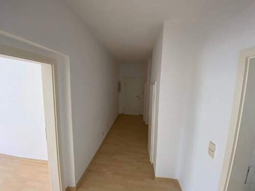 Flur.jpeg - Etagenwohnung mit 69,60 m&sup2; in Görlitz zur Miete