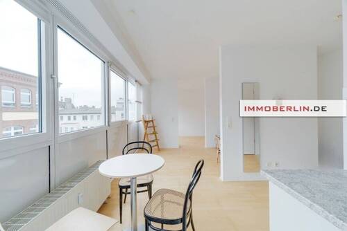 2 - 1 Zimmer Etagenwohnung in Berlin
