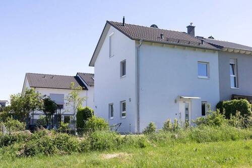 Aussenansicht - 5 Zimmer Doppelhaushälfte in Weichs