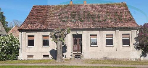 Bild 2 - 6 Zimmer Bauernhaus, Landhaus zum Kaufen in Betzin