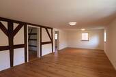 Wohn/-Esszimmer - 