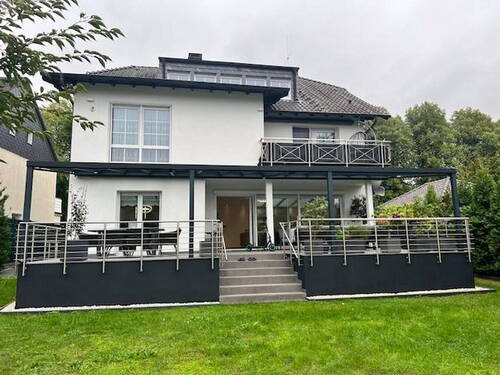 Rückansicht - Einfamilienhaus mit 380,00 m² in Herne zum Kaufen
