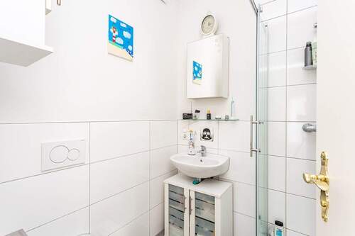 goldschwarz Immobilien 9 - 