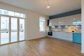 moderne Marken-Einbauküche - 2 Zimmer Etagenwohnung in Potsdam