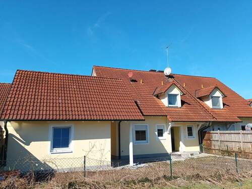 Eingang - 4 Zimmer Doppelhaushälfte zur Miete in Schrobenhausen