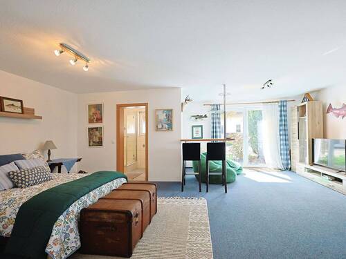 Großer Einliegerbereich mit Küchenzeile und Bad im Eingangsgeschoss - Einfamilienhaus mit 184,00 m&sup2; in Aidlingen zum Kaufen