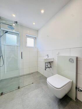 Badezimmer - 3 Zimmer Etagenwohnung in Ludwigshafen am Rhein