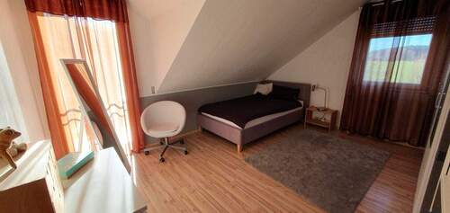 1dd15644-c699-4915-b4e1-21a6aeb96814.jpg - 