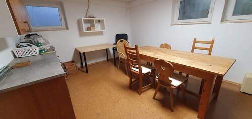 2c3b2b71-97b8-4552-b171-7c0ceb91cd70.jpg - 