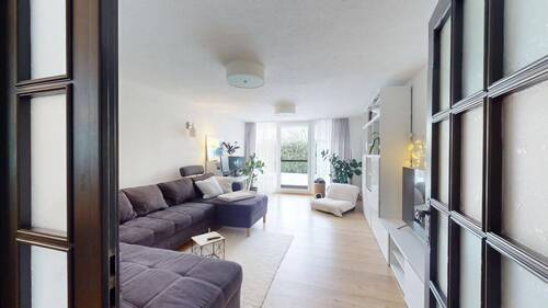 Wohnzimmer - 4 Zimmer Etagenwohnung in Weingarten