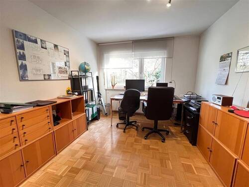 Arbeitszimmer - 