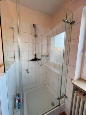 abgetrennter Duschbereich - 