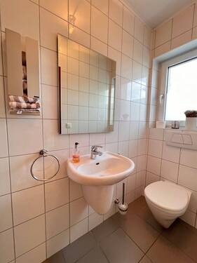 separates WC - 