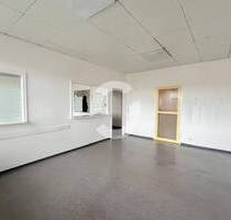 Lichtdurchflutete Praxis in Ärztehaus - Stuttgart