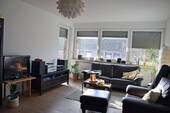 Wohn-/Esszimmer - 
