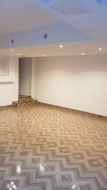 Moderne Fliesen - ***Online-Verkäufer augepasst***kleines Büro***kleines Lager***separater Eingang***