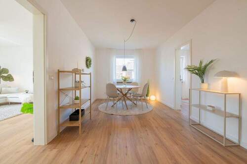 Bild 3 - 5 Zimmer Etagenwohnung in Würzburg