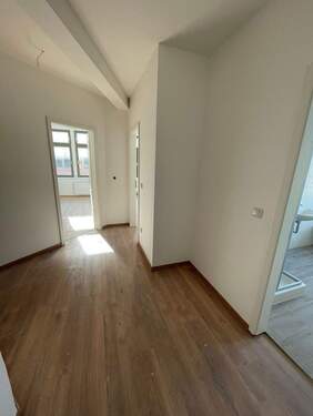 Flur (5).jpg - 3 Zimmer Etagenwohnung zur Miete in Chemnitz