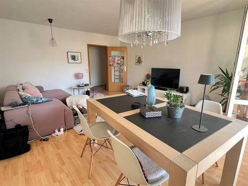 Wohn-/Essbereich - Etagenwohnung mit 69,00 m&sup2; in Nürnberg zum Kaufen