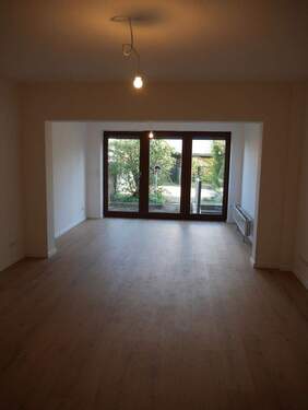 Wohnzimmer - 3 Zimmer Reihenmittelhaus zur Miete in Pinneberg