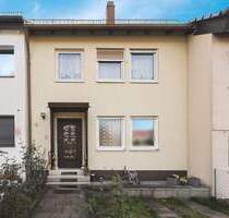 Familienfreundliches Reihenmittelhaus in 90449 Nürnberg-Gebersdorf - Wohlfühlen auf allen Ebenen