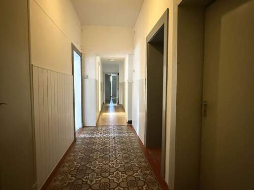 Hausflur hinten - 