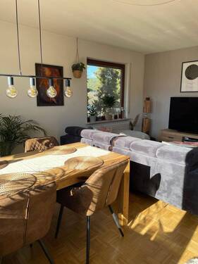 Wohnzimmer Essbereich 1 OG rechts E40. - 