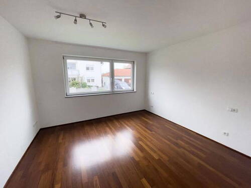 Bild 2 - 2 Zimmer Etagenwohnung zum Kaufen in Pfaffenhofen