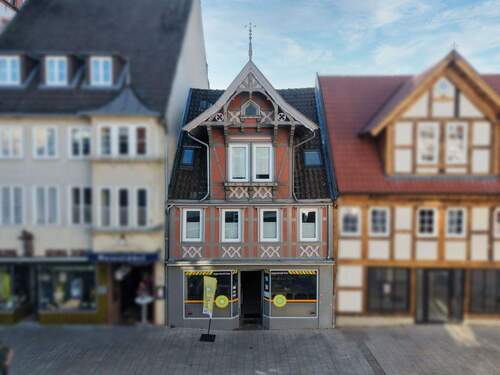 Außenansicht - Ein Haus. Zwei Einheiten. Alle Möglichkeiten.