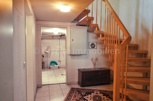 Treppe zum Kellergeschoss - 