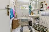 Badezimmer 1. OG - 