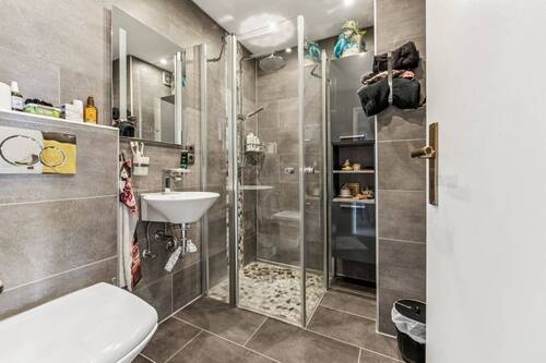 Badezimmer 2. OG - 