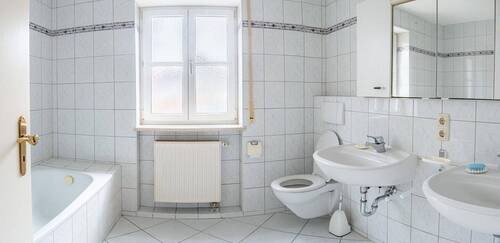 Obergeschoss - Badezimmer - 