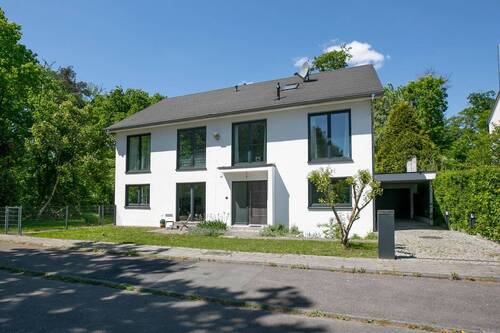 Straßenansicht - 