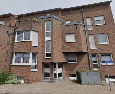 Außenansicht - 3,5-Zimmerwohnung mit Balkon und PKW-Stellplatz zwischen Boscheln und Übach-Palenberg