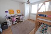 Kinder- oder Arbeitszimmer - 