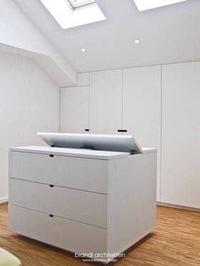 Elternschlafzimmer / Ankleide - 