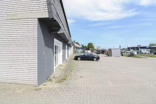 Parkplatz - 