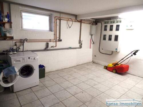 Keller - Wasch- und Trockenraum (Archivbild/ Wohnung 4 spiegelbildlich) - 